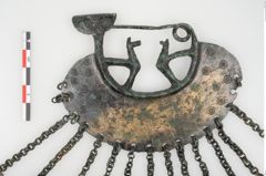 Foto von Bronzehalbmondgehängefibel (NHMW-PRAE-025386)